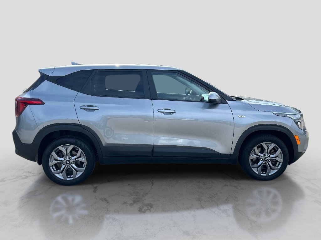 Used 2024 Gray Kia LX image 6