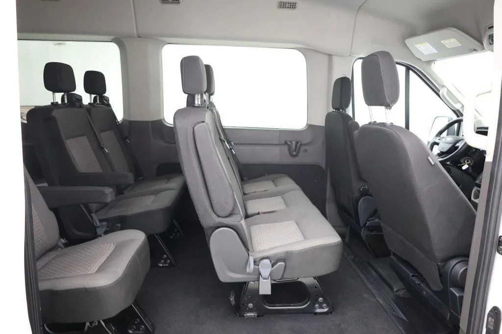 Used 2023 Oxford White Ford T-350 148