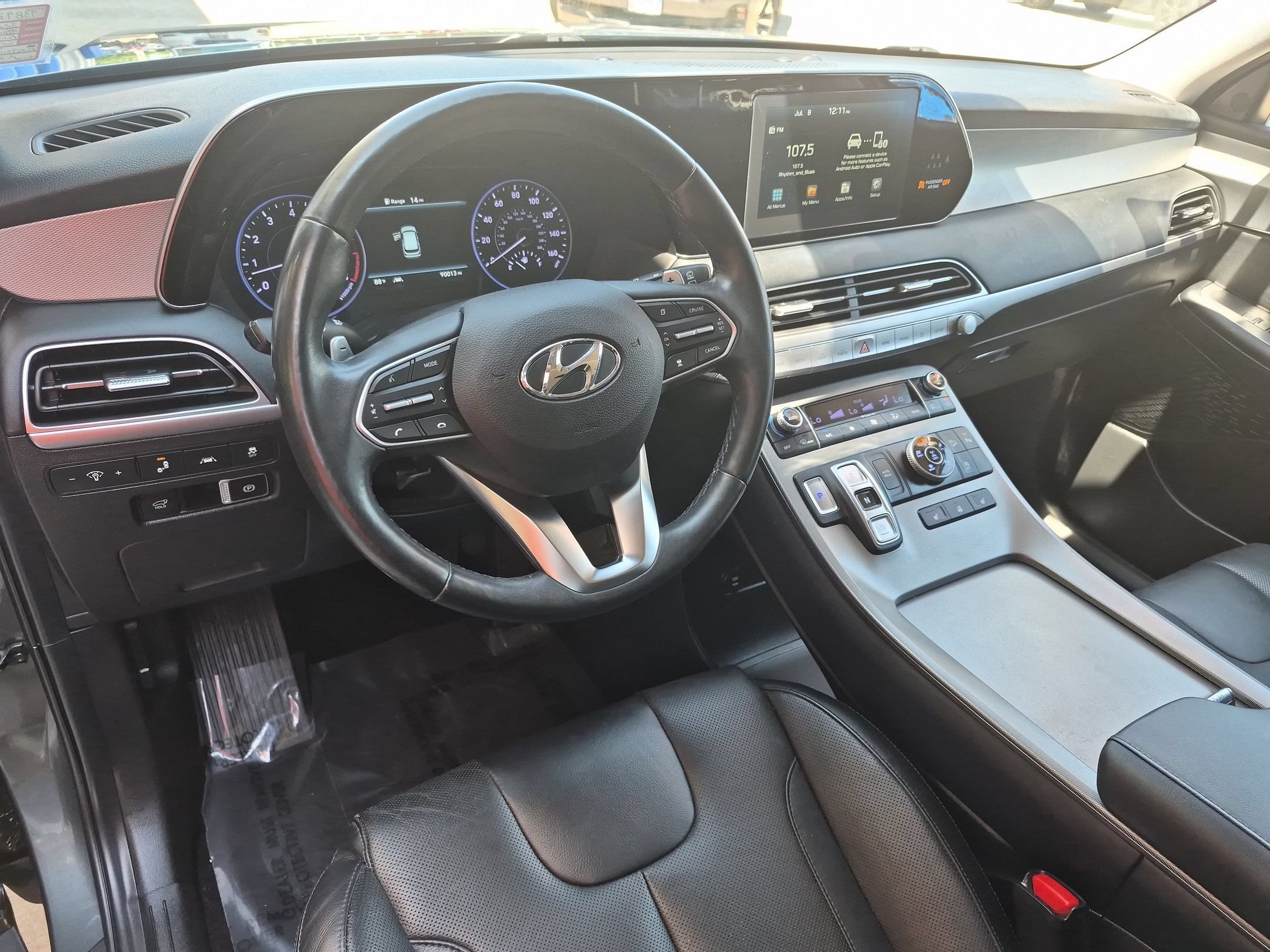 Used 2020 Rainforest Hyundai SEL AWD image 10