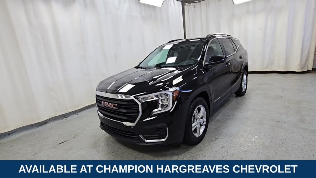 Used 2023 Ebony Twilight Metallic GMC SLE image 5