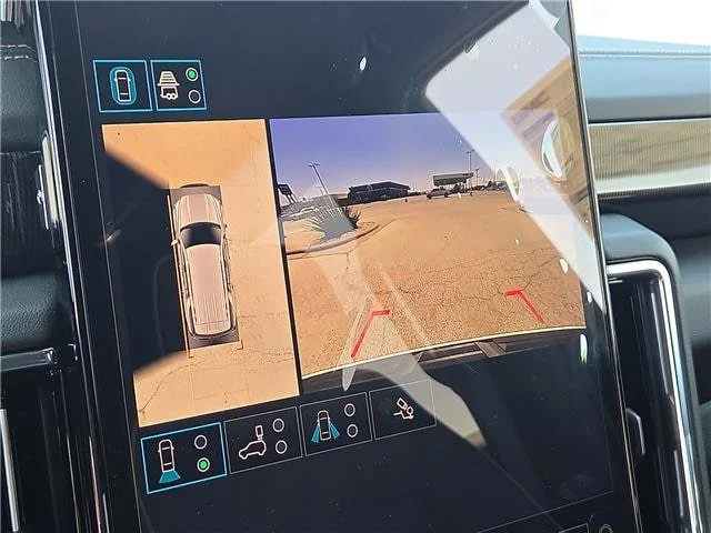 New 2026 Summit White GMC Elevation image 18