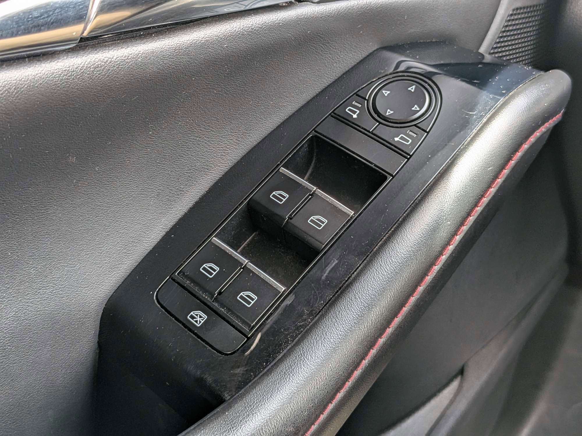 Used 2024 Gray Mazda 2.5 S Carbon Edition image 26