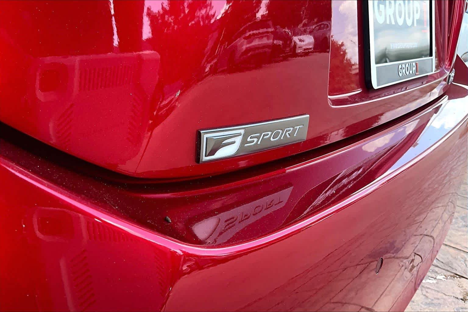 Used 2015 Infrared Lexus  image 9