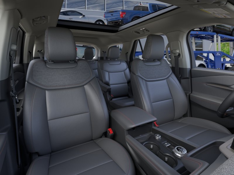 New 2026 Space White Metallic Ford Active image 10