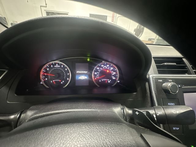 Used 2015 Gray Toyota SE image 14