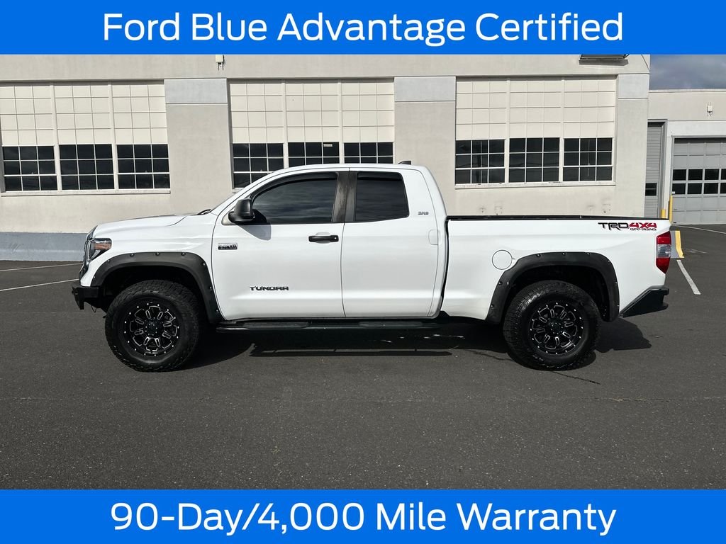 Used 2021 White Toyota SR5 image 4