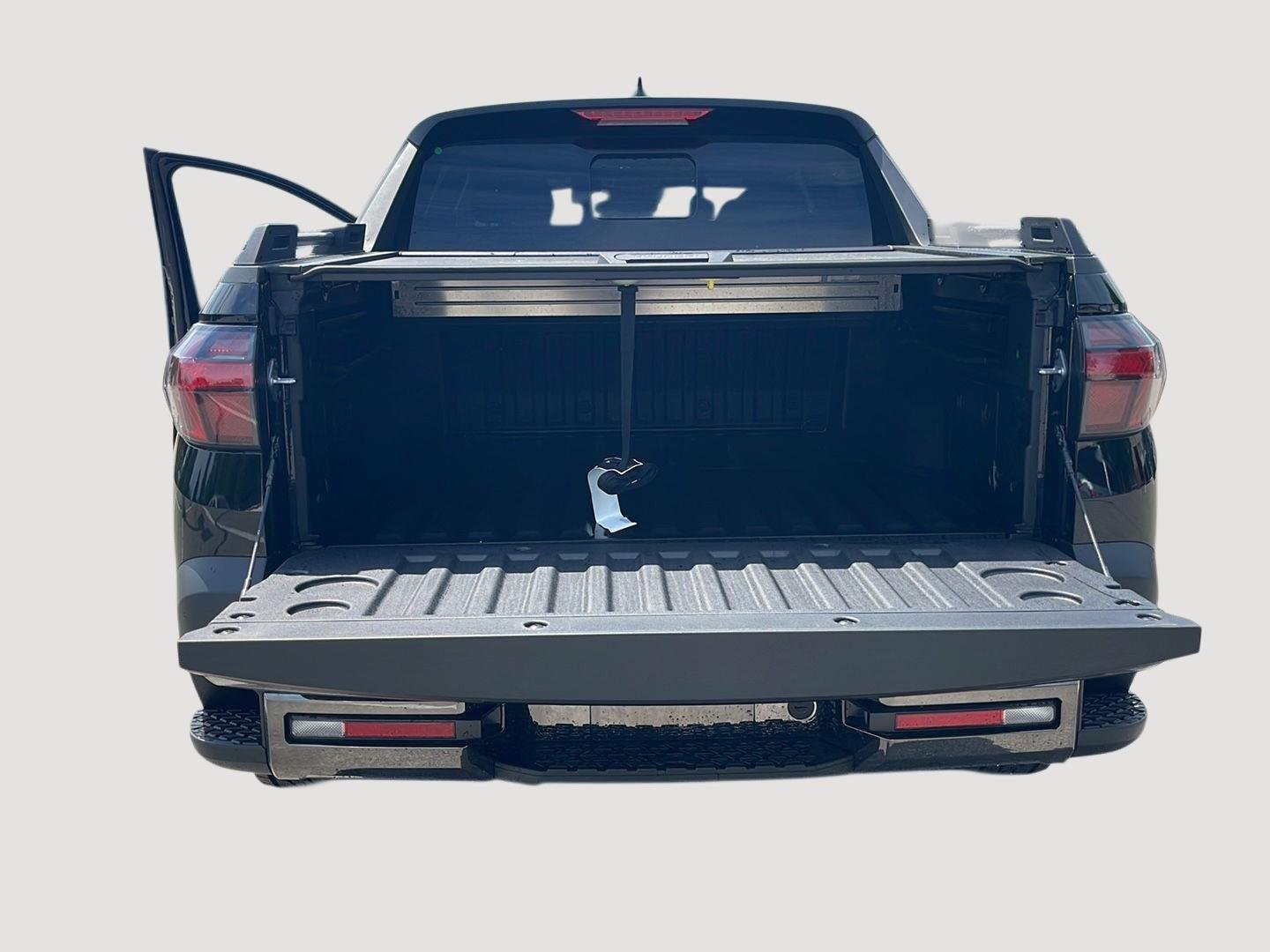 New 2026 Phantom Black Hyundai XRT image 34
