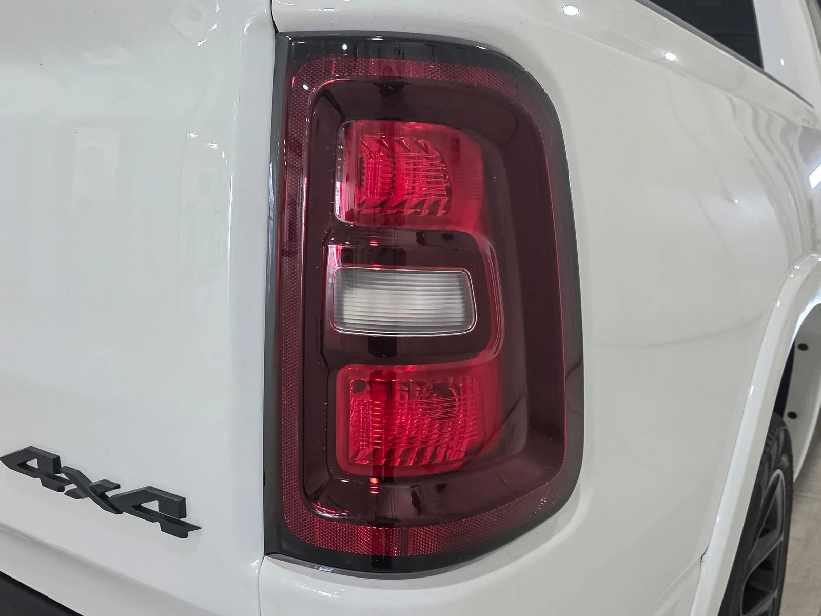 2026 RAM 1500 Laramie - Photo 15