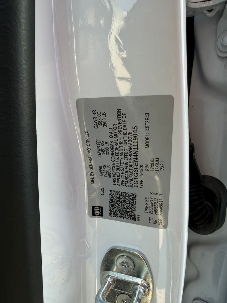 Used 2022 White GMC AT4 w/Leather image 18
