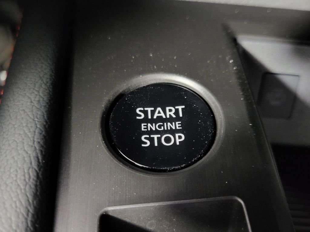 2025 Nissan Kicks SR AWD - Photo 20