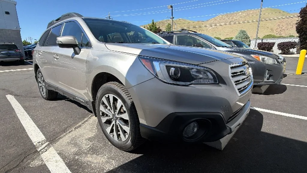 2017 Subaru Outback 2.5i Limited's photo