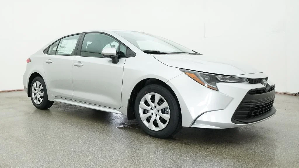 New 2026 Classic Silver Metallic Toyota LE image 9