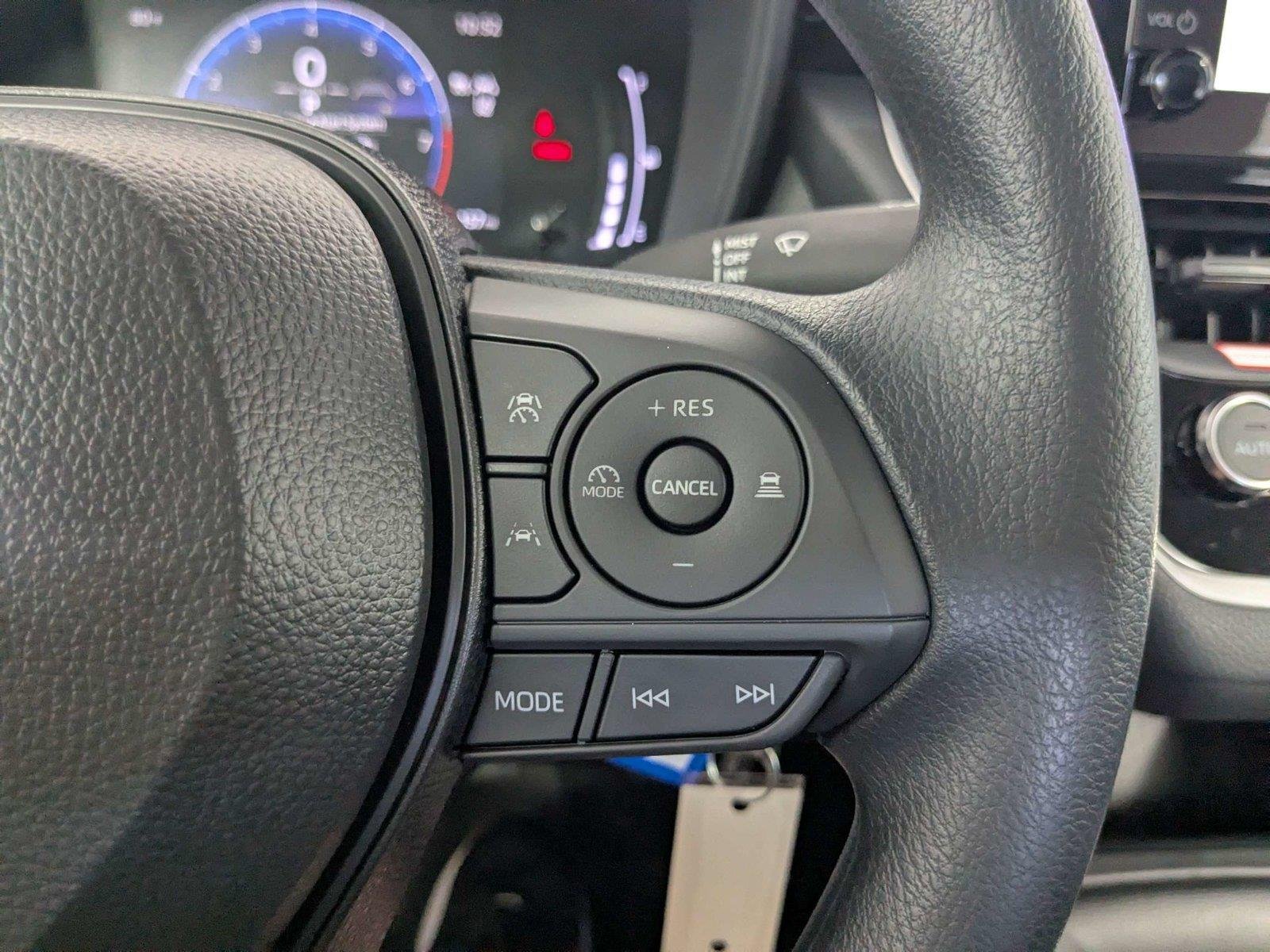 New 2027 Wind Chill Pearl <sup>1</sup> Toyota  LE image 12