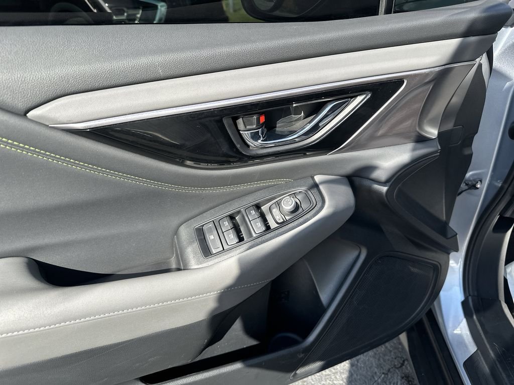 2023 SUBARU OUTBACK - Image 18