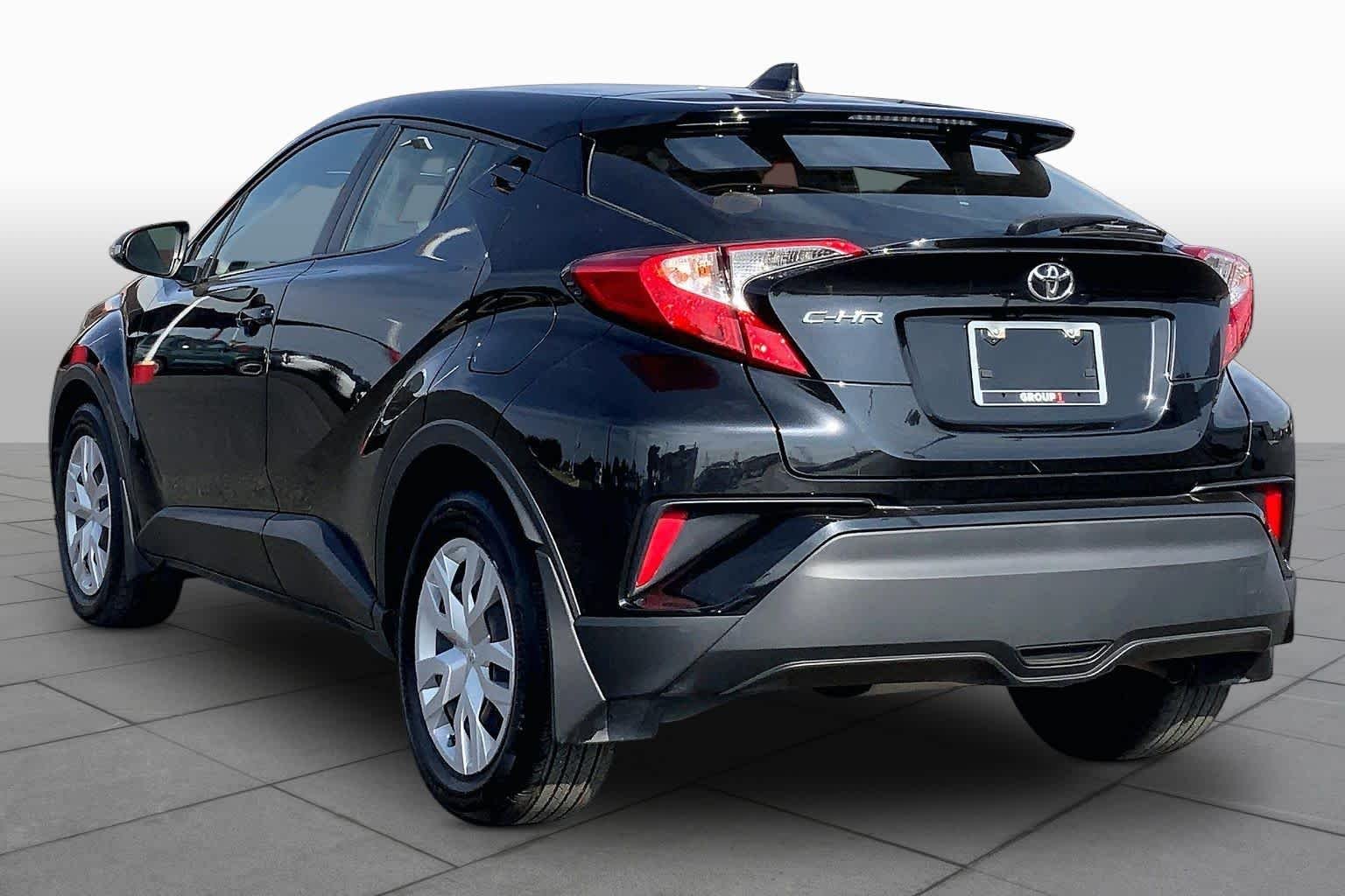 Used 2020 Black Sand Pearl Toyota XLE image 12