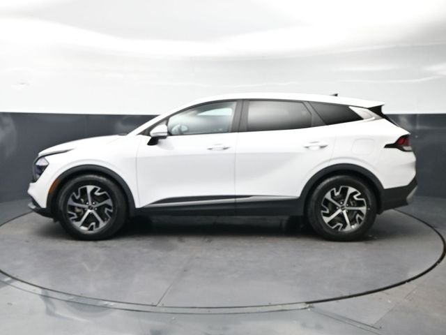 Used 2023 White Pearl Kia EX image 8