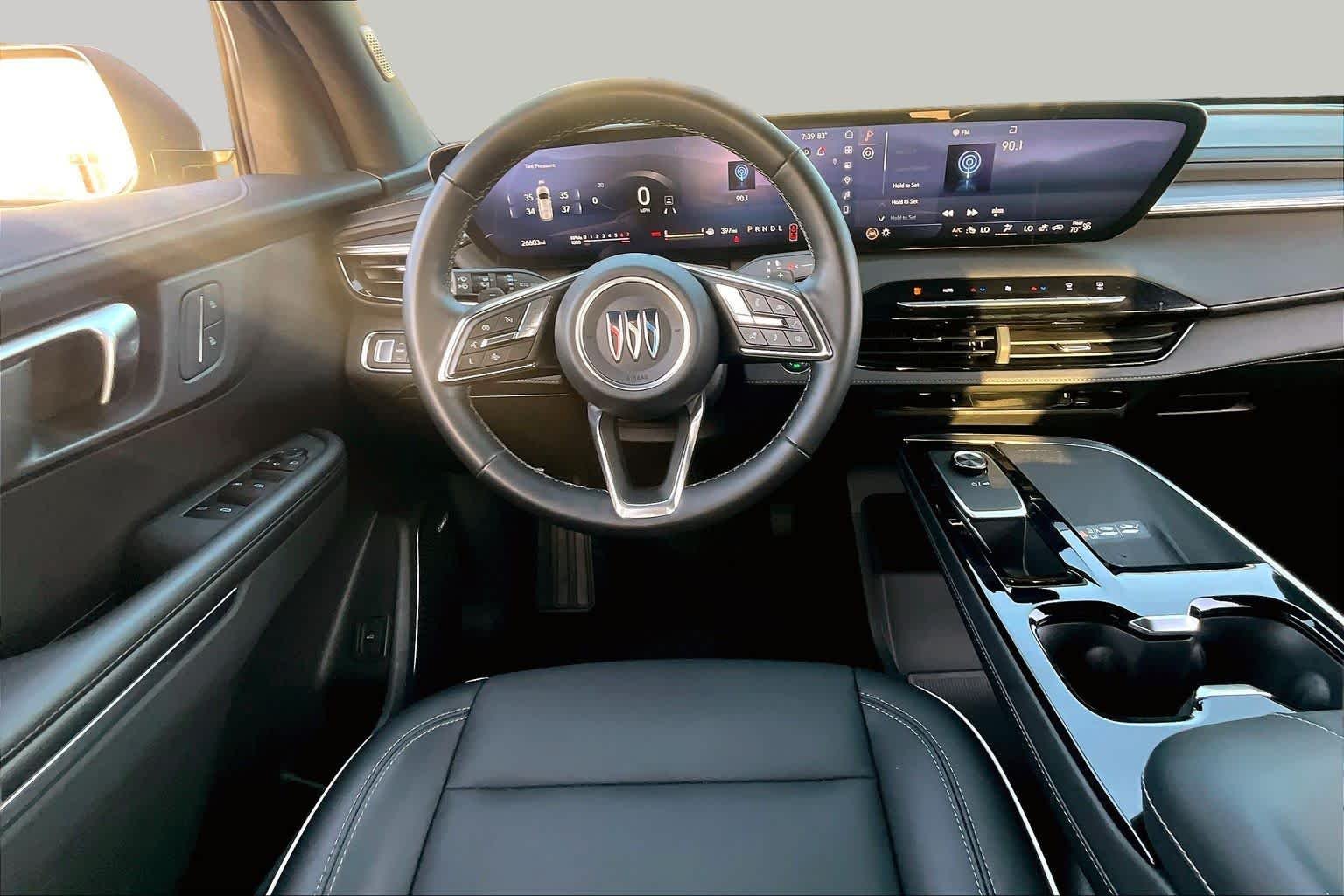 Used 2025 Summit White Buick Preferred image 6