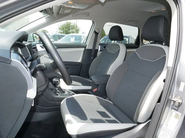 Certified Used 2025 Silver Volkswagen 1.5T SE image 15