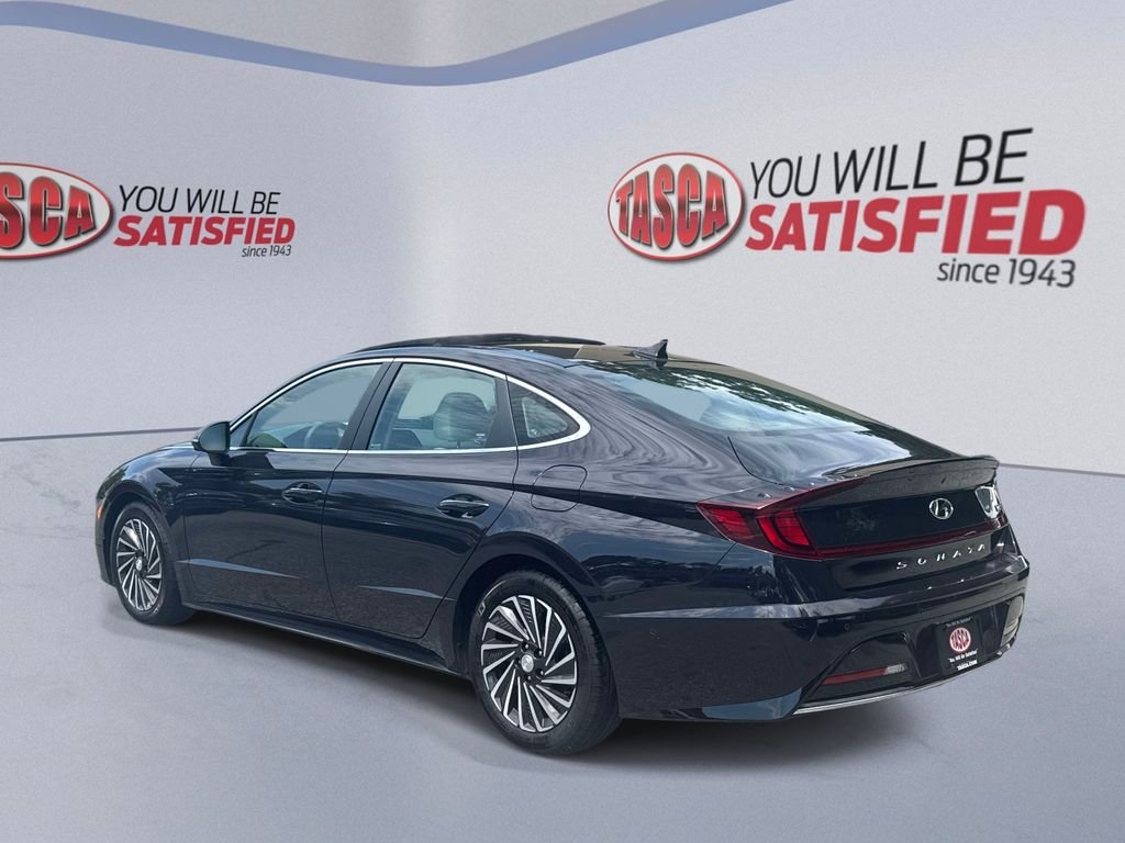 Used 2023 Blue Hyundai Limited image 4