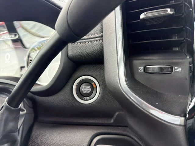 Used 2023 Silver Ram Laramie image 26