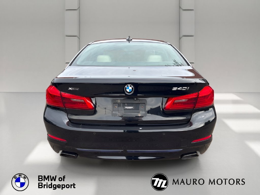Used 2019 Black BMW 540i xDrive image 5