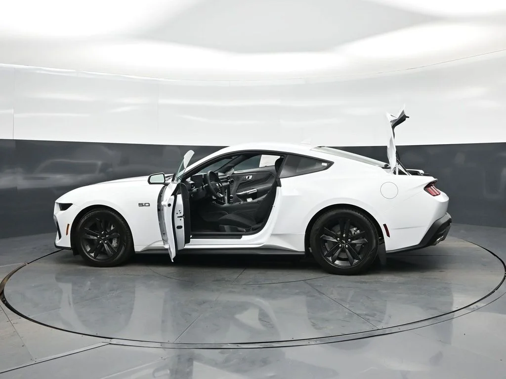 New 2026 Oxford White Ford GT image 29