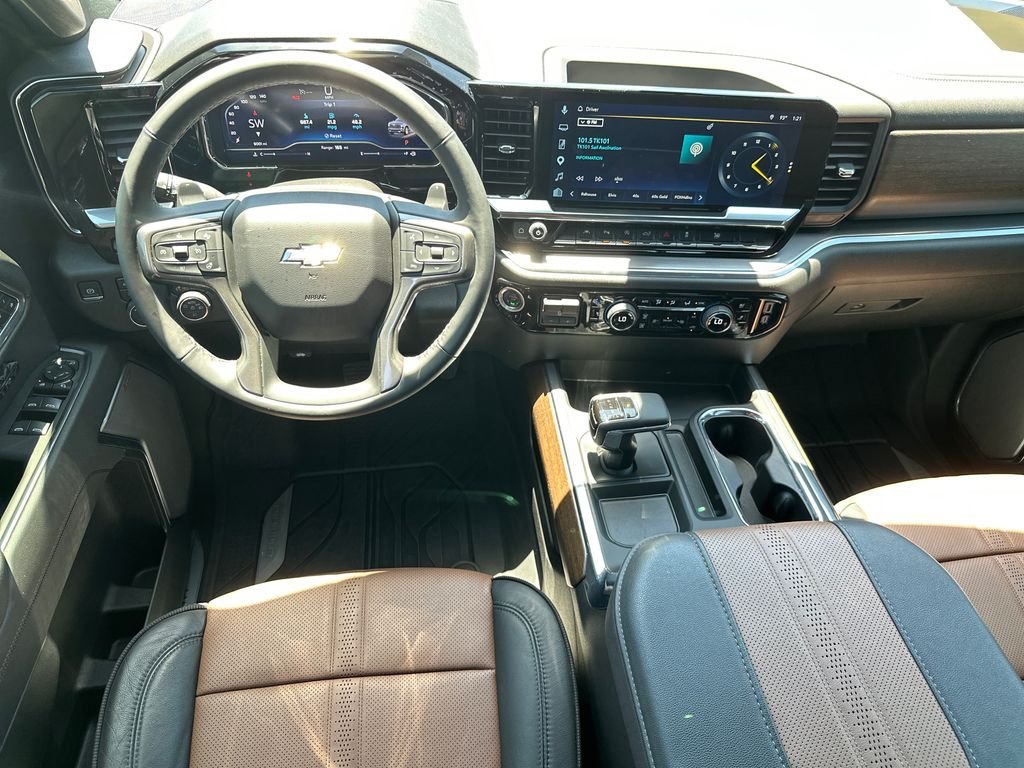 2025 Chevrolet Silverado 1500 High Country - Photo 15