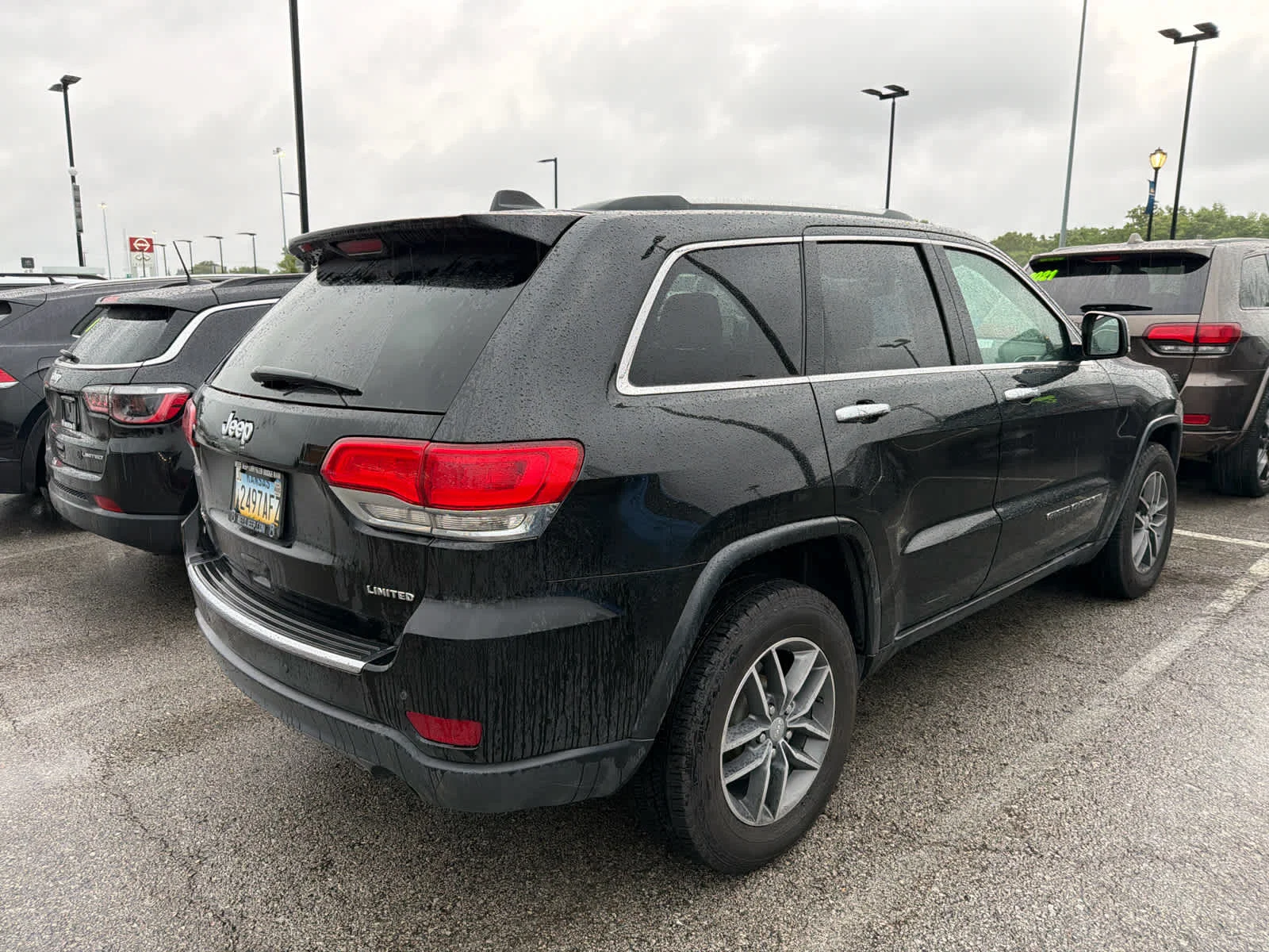 Used 2016 Maximum Steel Metallic Clearcoat Ram Express image 13