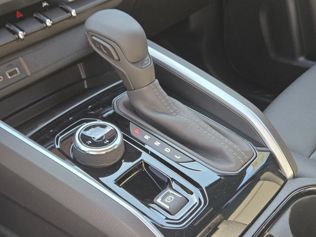 2026 Chevrolet Colorado Trail Boss - Photo 14