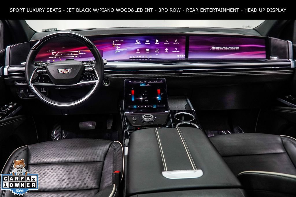 Used 2025 Silver Cadillac Sport image 5
