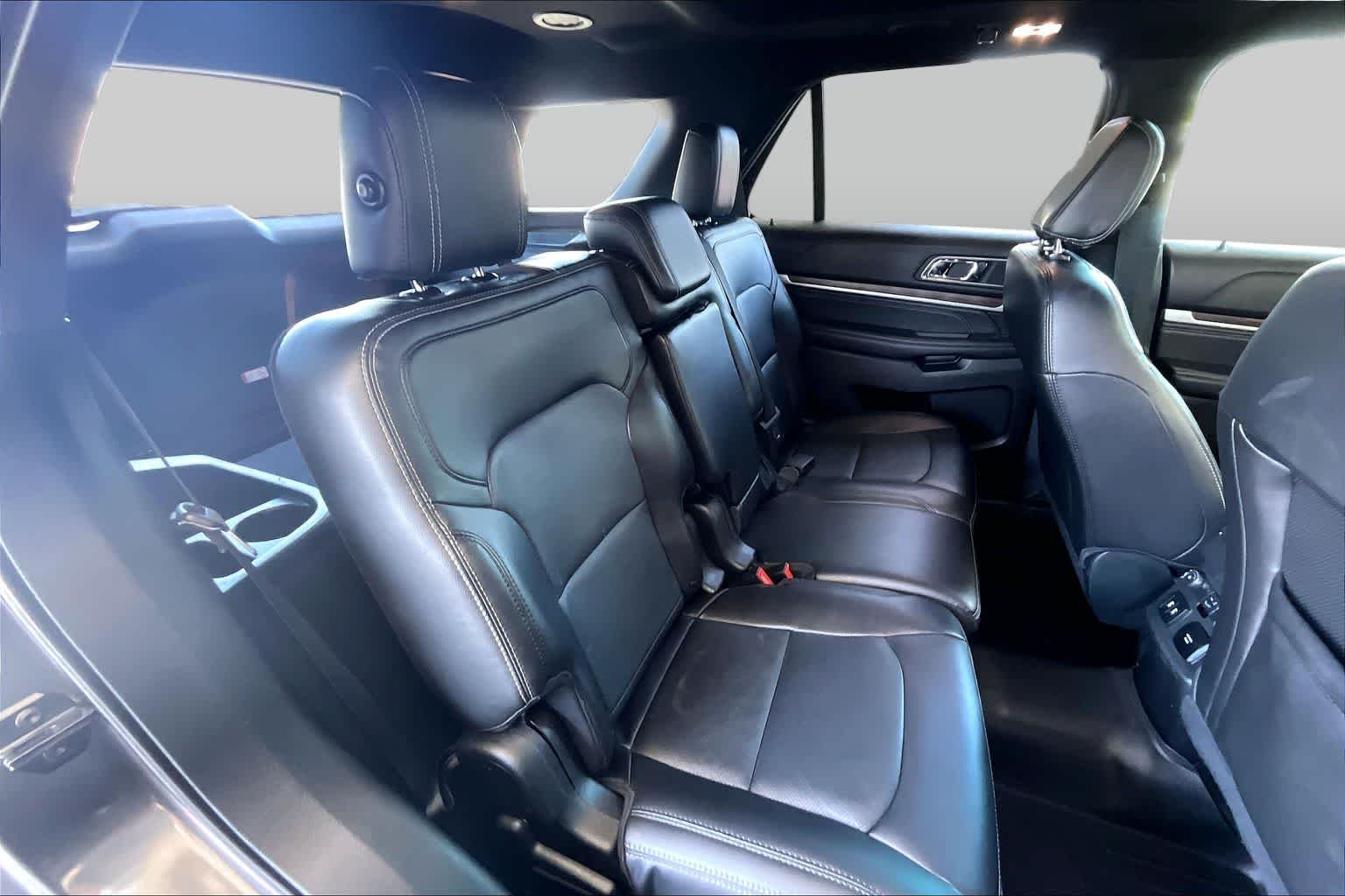 Used 2018 Gray Ford Limited image 20