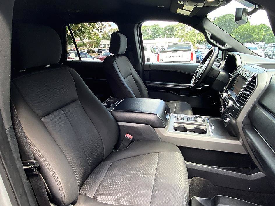 Used 2019 Ingot Silver Ford XLT image 18