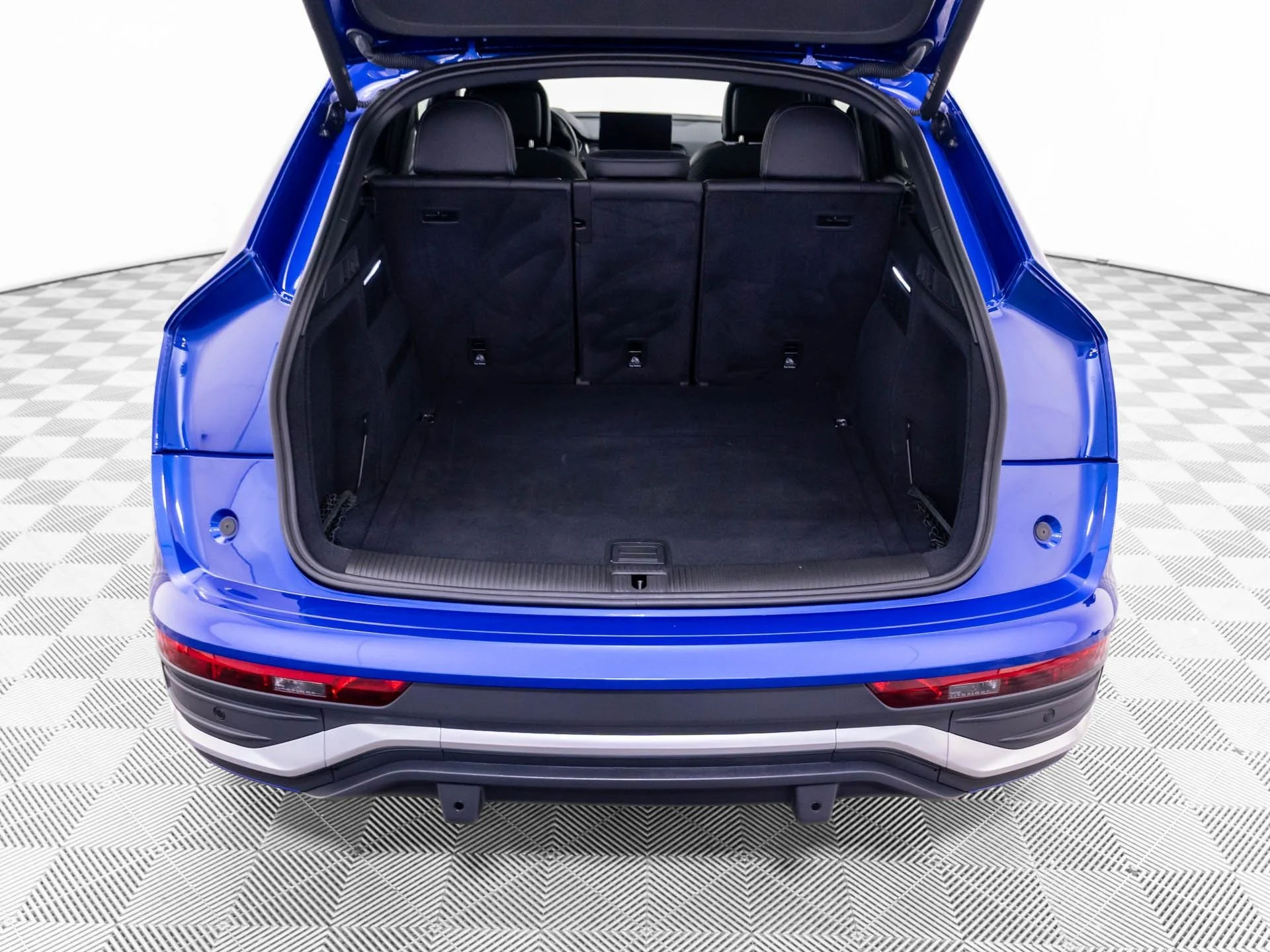 Used 2023 Blue Audi 45 S line Prestige image 34