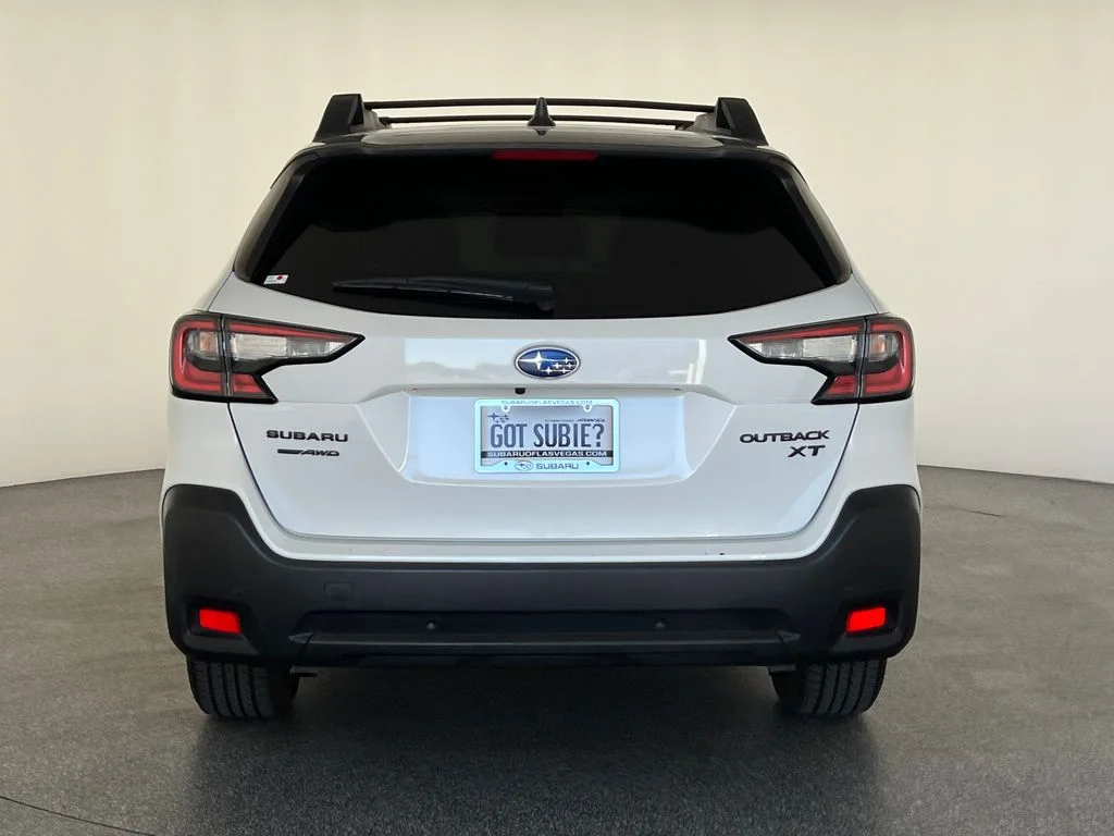 Used 2023 White Subaru Onyx Edition XT image 5