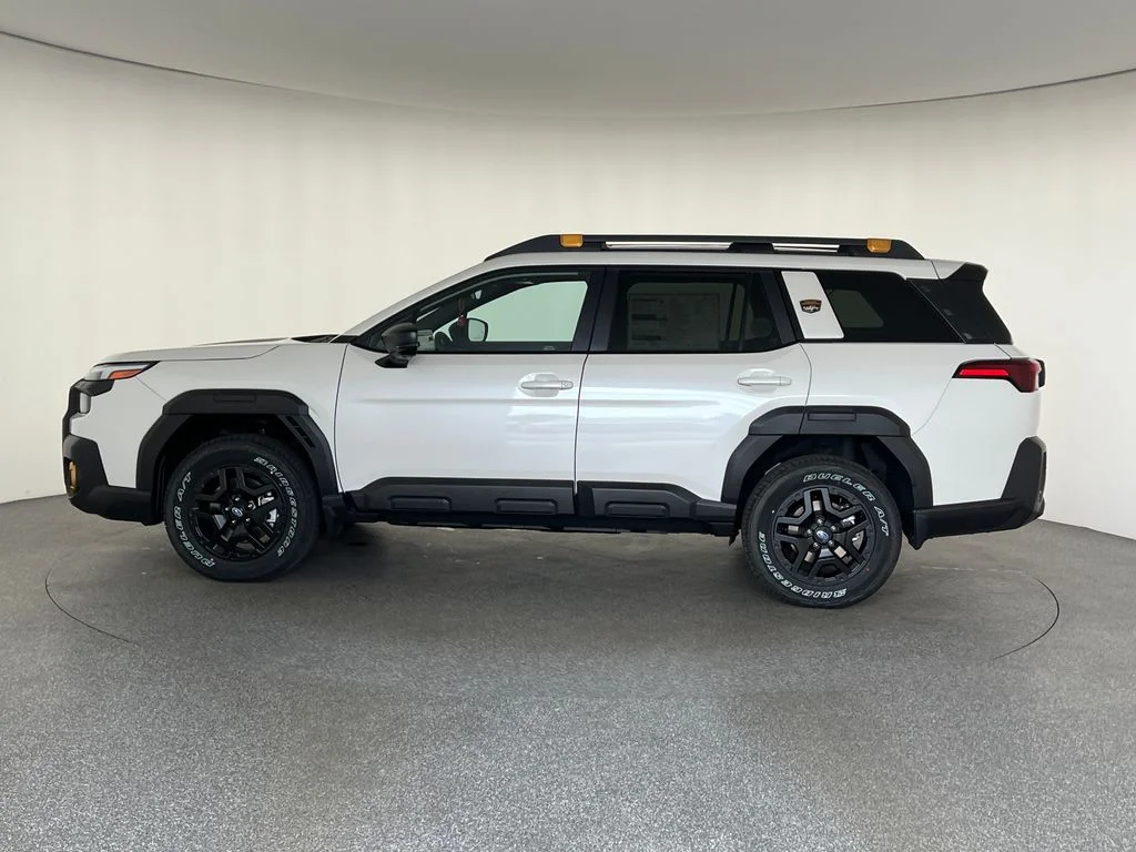 New 2026 CRYSTAL WHITE PEARL Subaru Wilderness image 8