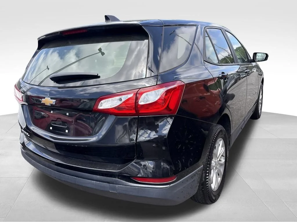 Used 2020 Black Chevrolet LS image 9