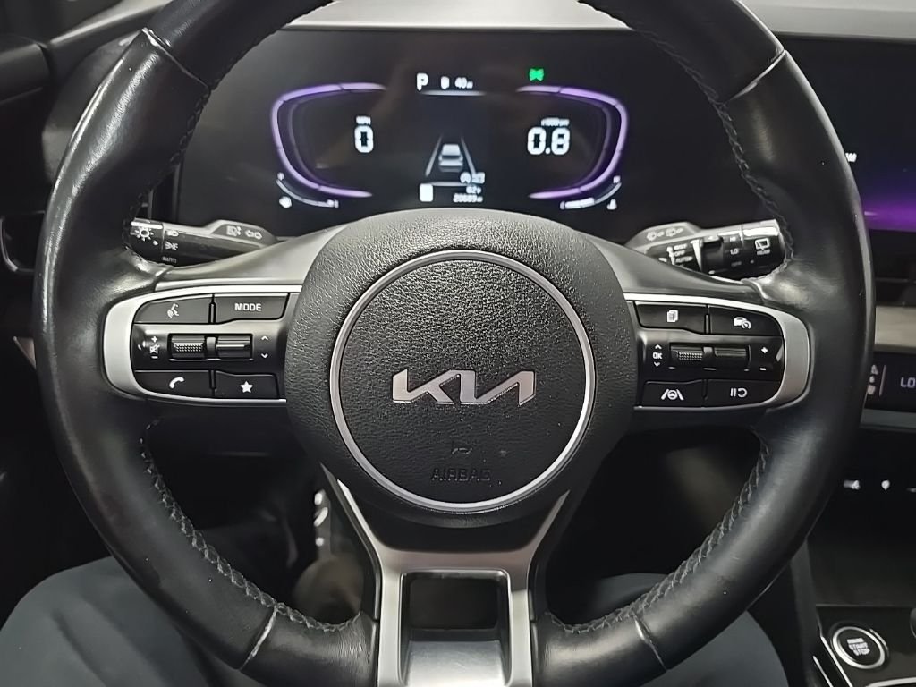 Used 2023 Green Kia X-Line image 20