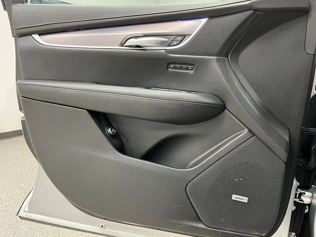 Used 2019 Silver Cadillac Premium Luxury image 20