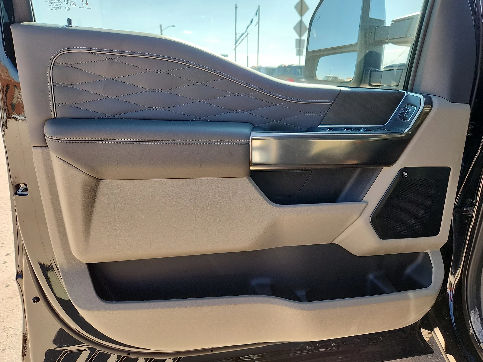 New 2026 Agate Black Metallic Ford Platinum image 14