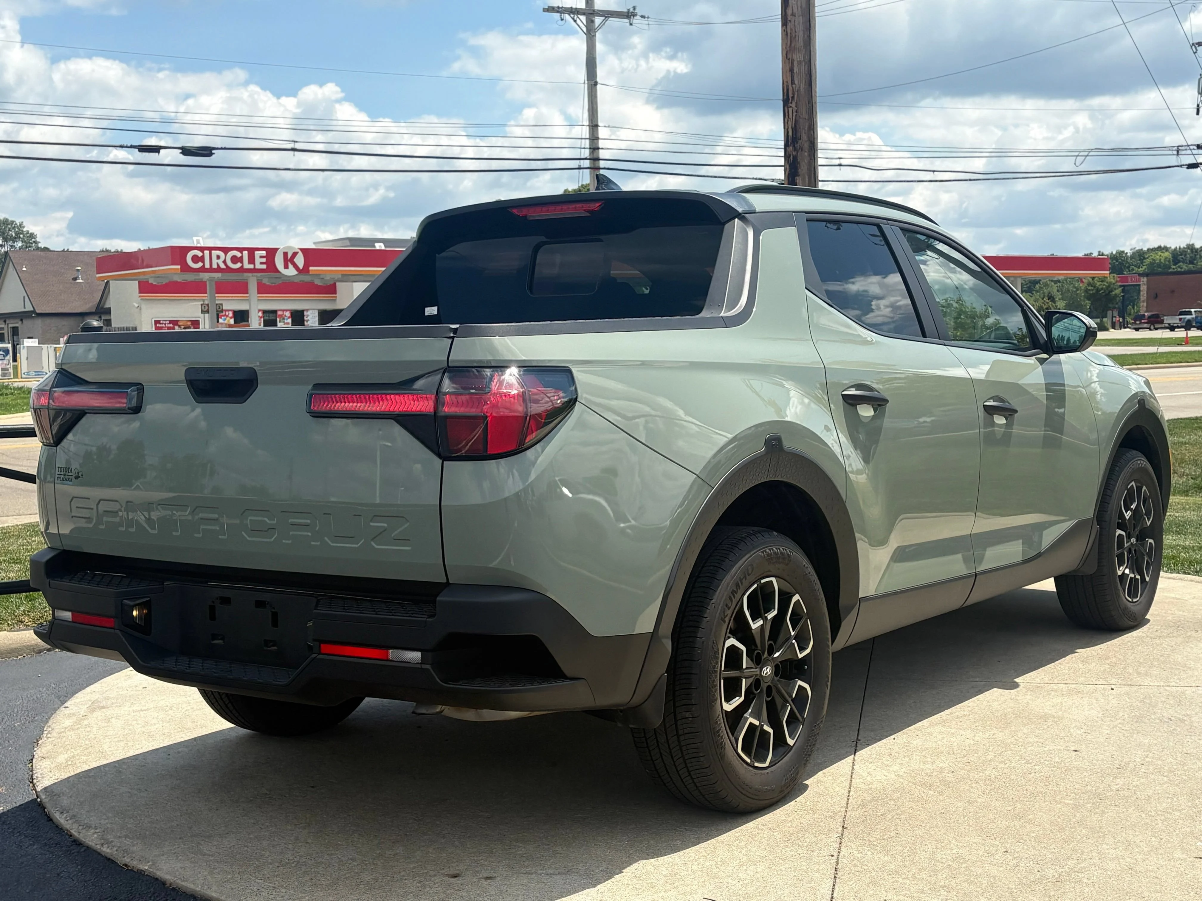 Used 2024 Gray Hyundai SEL image 7