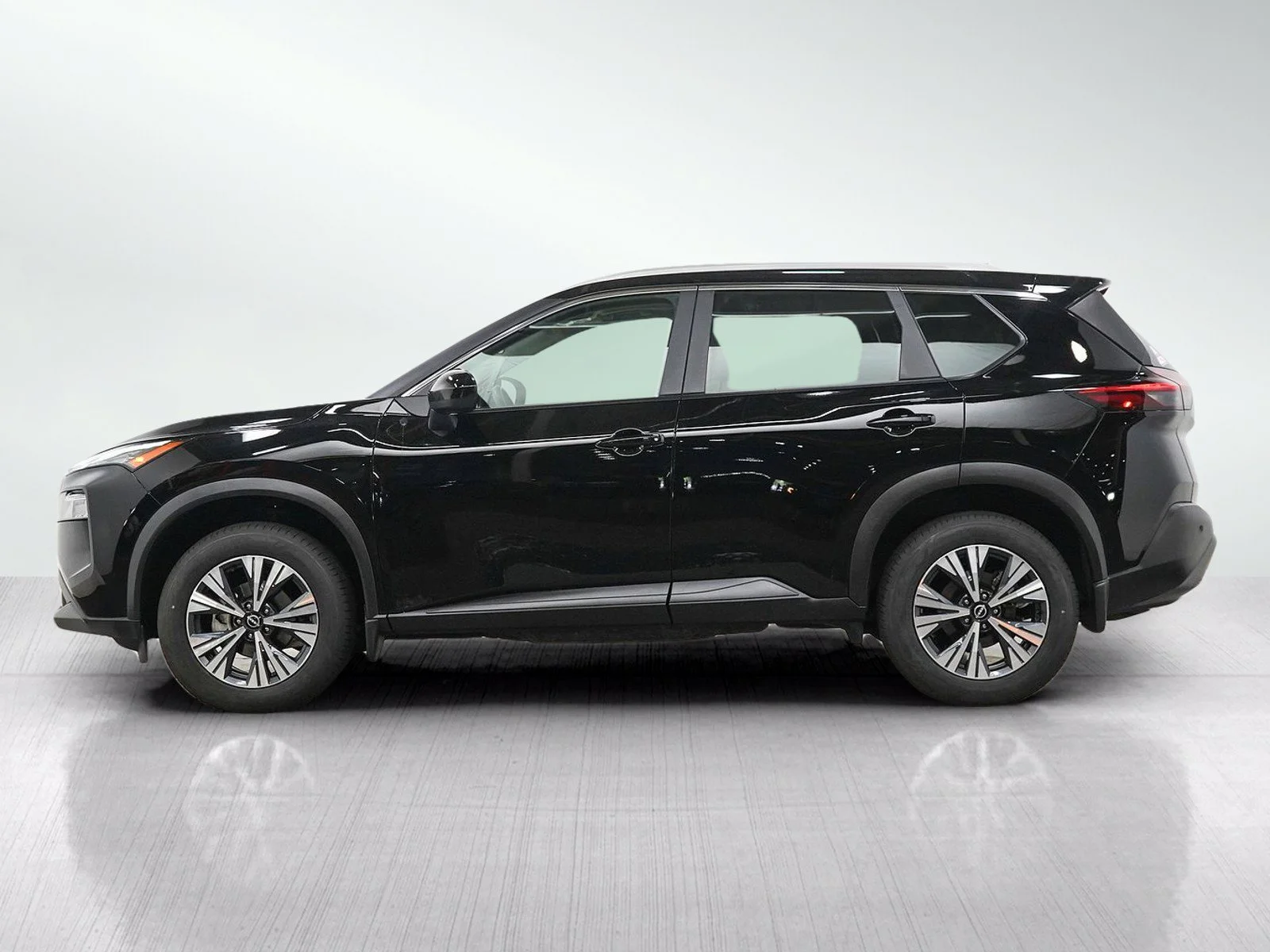 Used 2023 Nissan Rogue SV with VIN 5N1BT3BB3PC887517 for sale in Wayzata, Minnesota