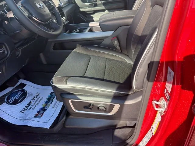 New 2026 Molten Red Pearl-Coat Exterior Paint RAM Laramie image 12