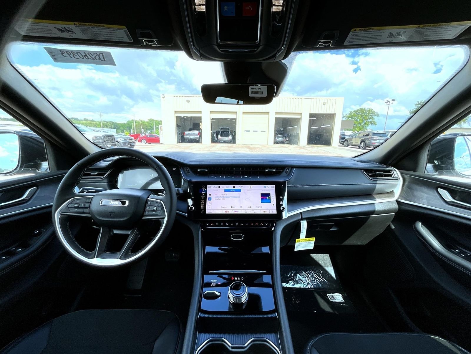 New 2026 Silver Zynith Jeep Altitude image 10