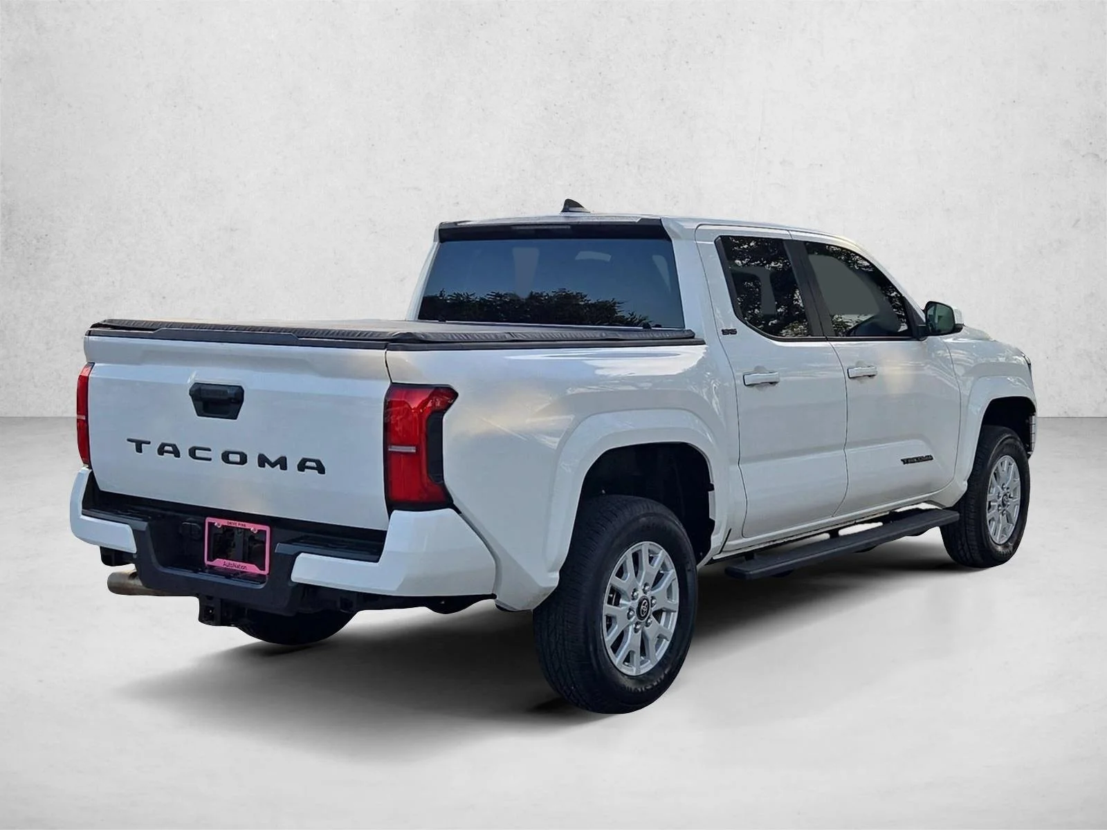 Used 2024 Ice Cap Toyota SR5 image 5