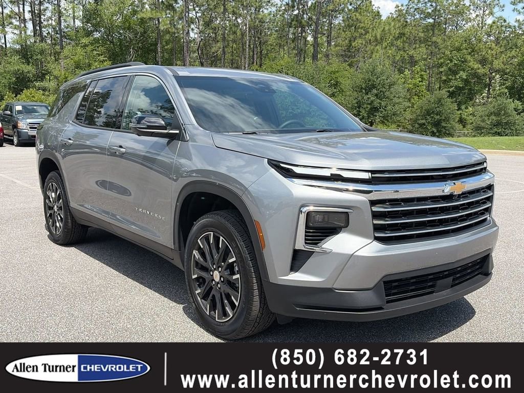 2026 Chevrolet Traverse FWD LT's photo