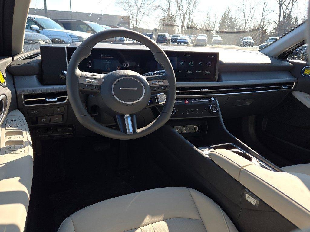 New 2026 Black Hyundai SEL Sport image 18
