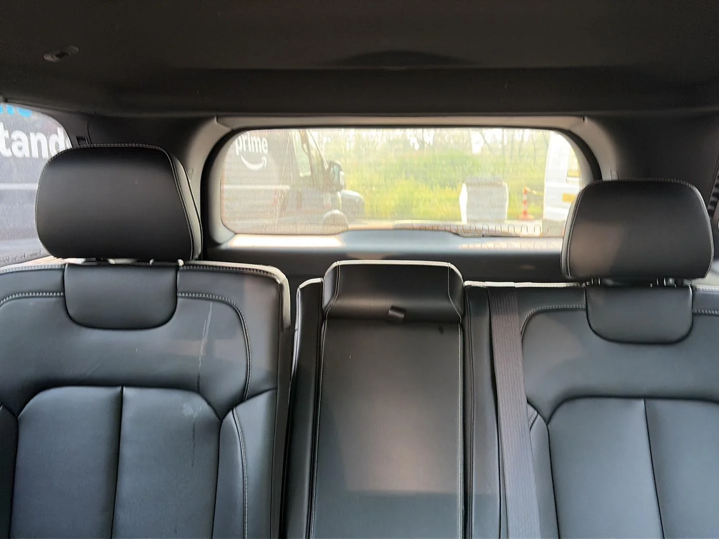 Used 2026 Diamond Black Crystal Pearlcoat Jeep Limited image 13