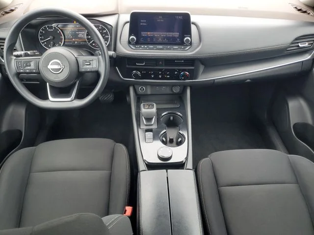 Used 2023 Blue Nissan S image 12