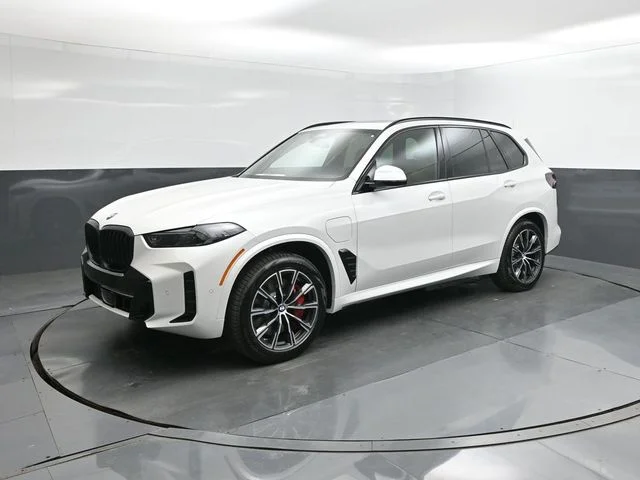 2026 BMW X5 xDrive50e's photo