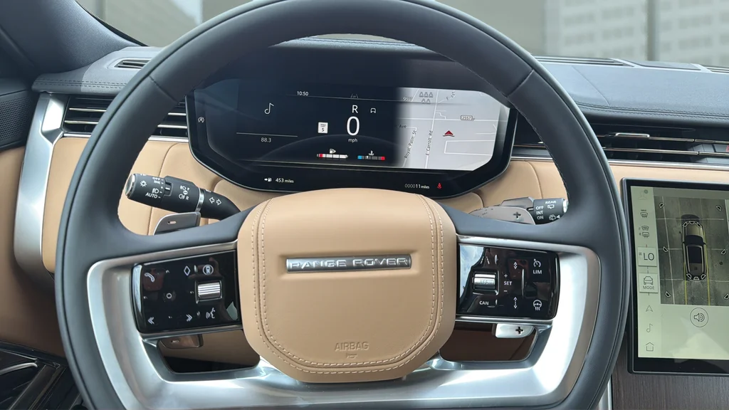 New 2026 Green Land Rover SE image 25